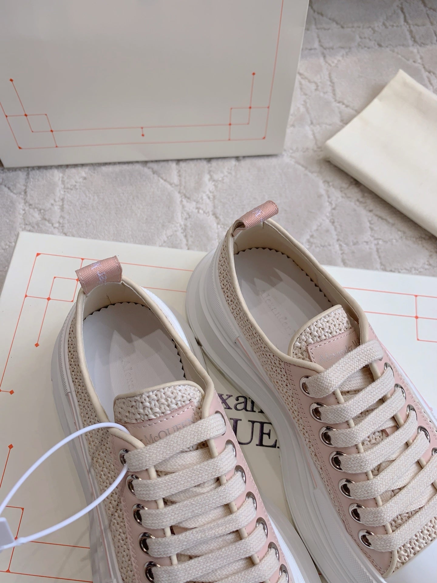 Alexander McQueen Sneaker