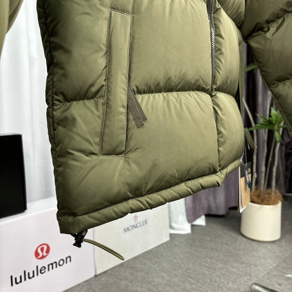 The North Face Unisex Mont