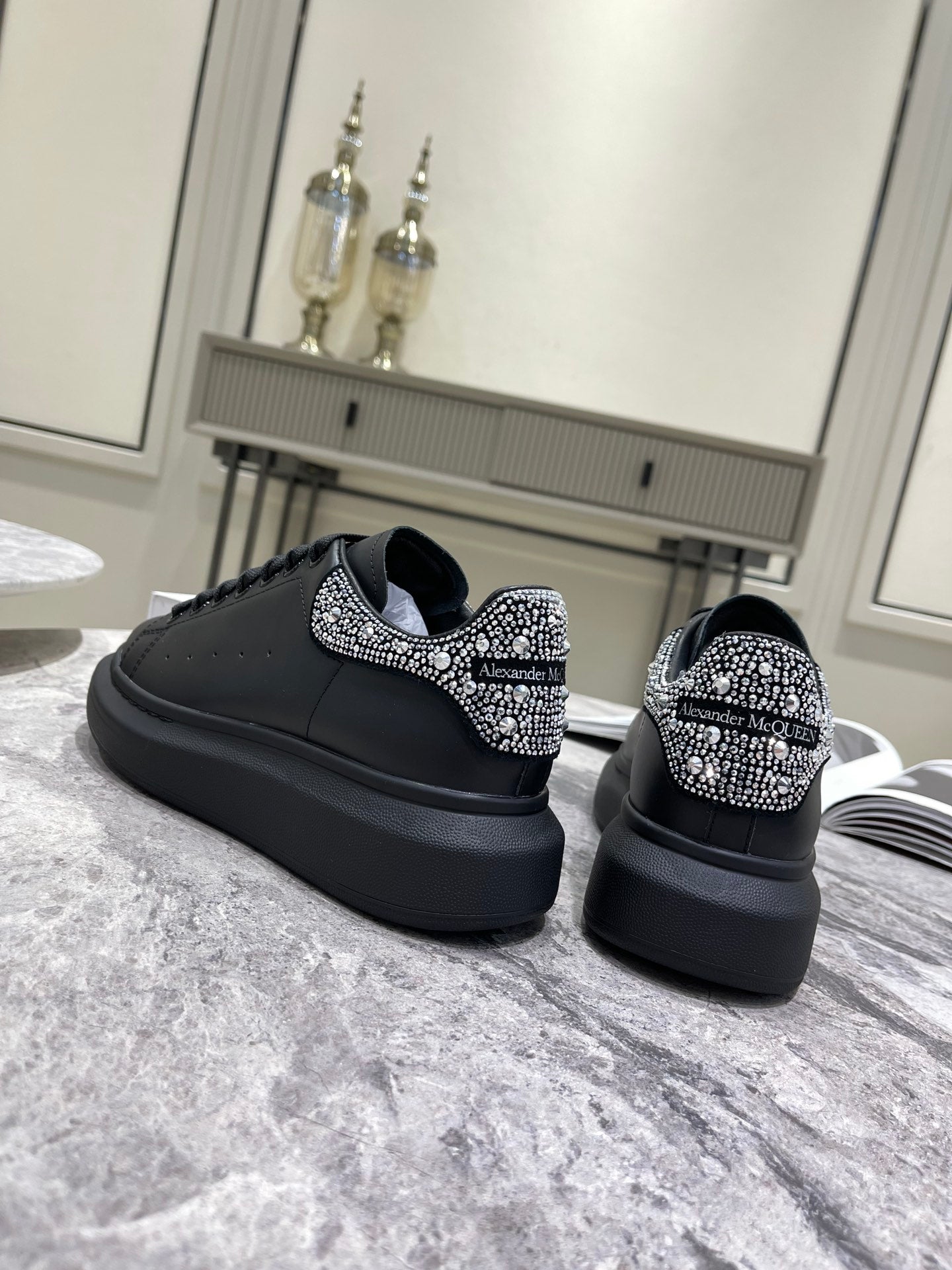 Alexander McQueen Sneaker