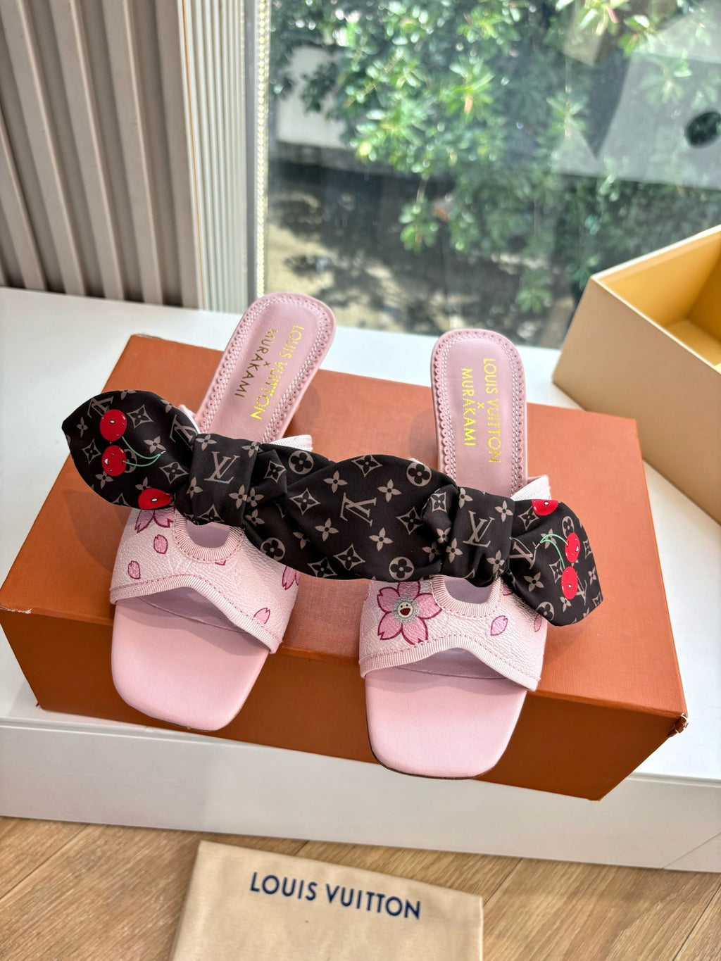 Louis Vuitton Topuklu