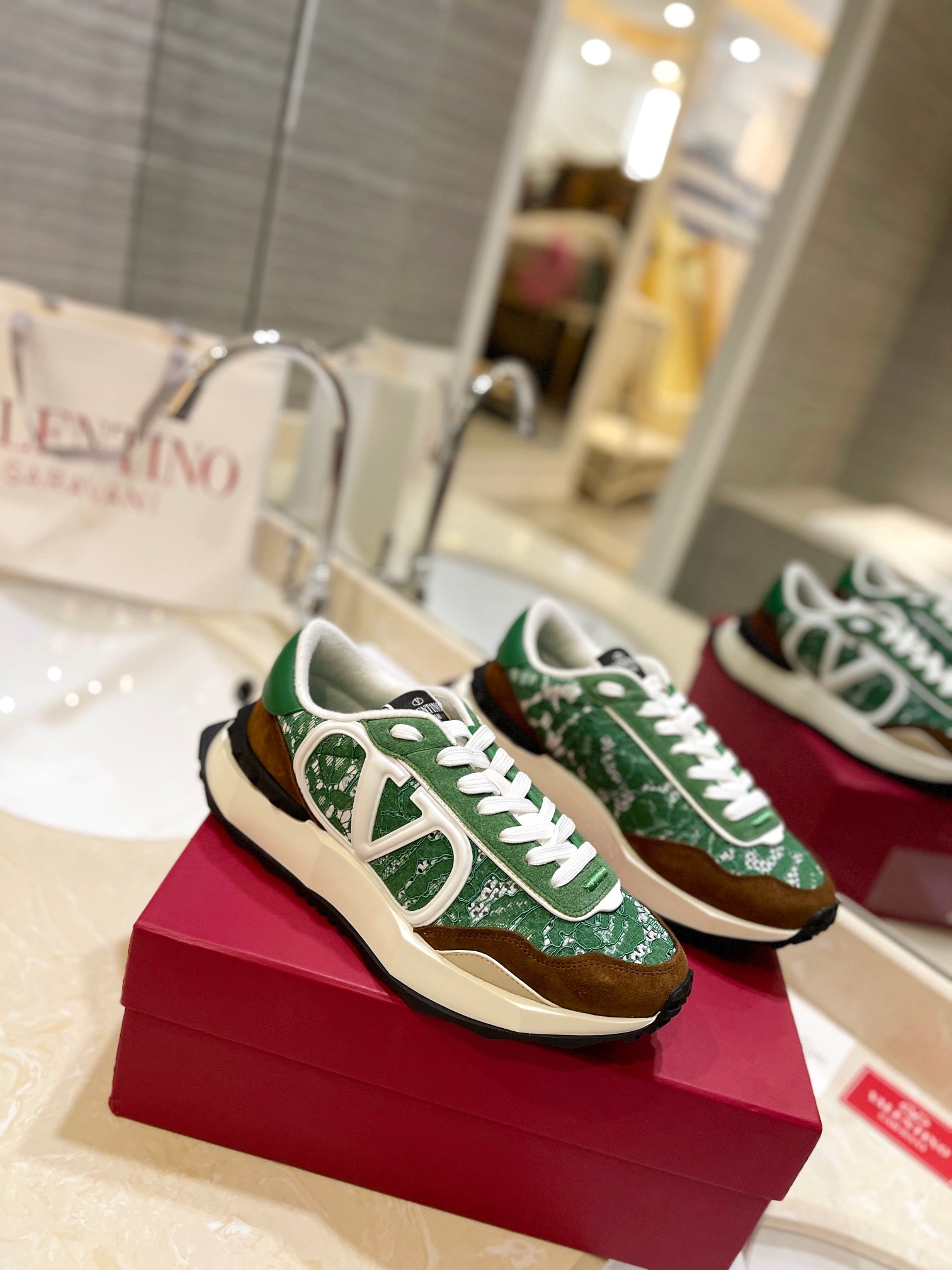 Valentino Sneaker