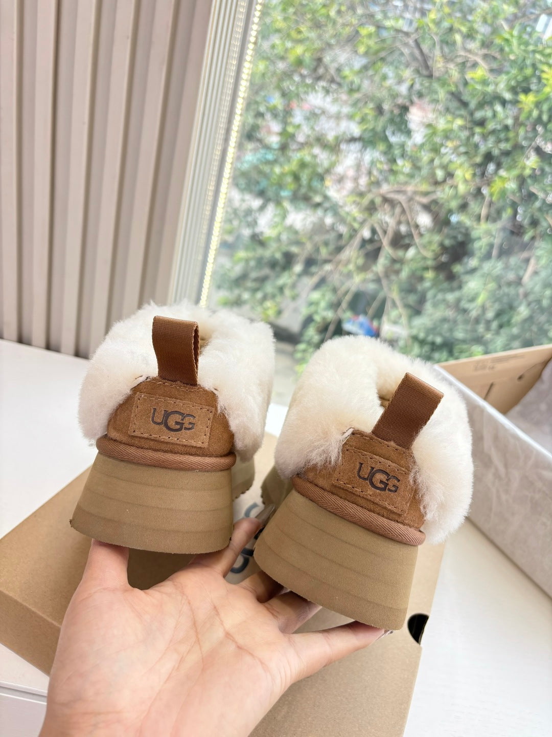 Ugg Boat