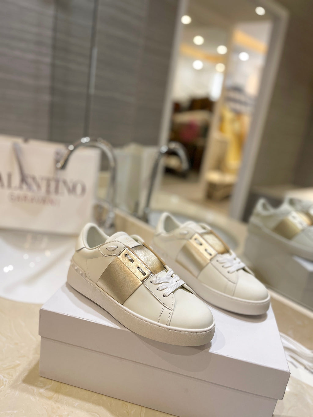 Valentino Sneaker