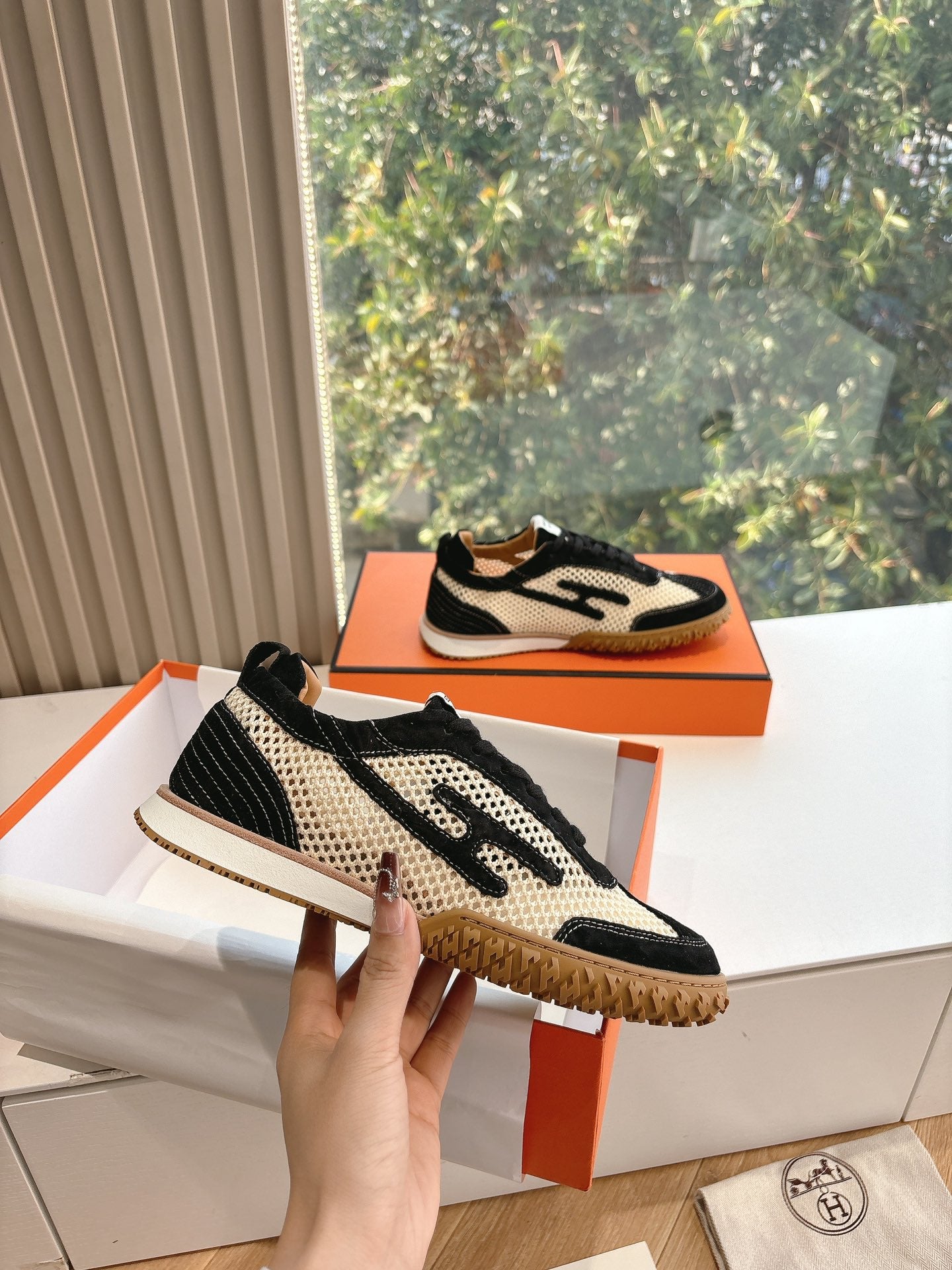 Hermes Sneaker