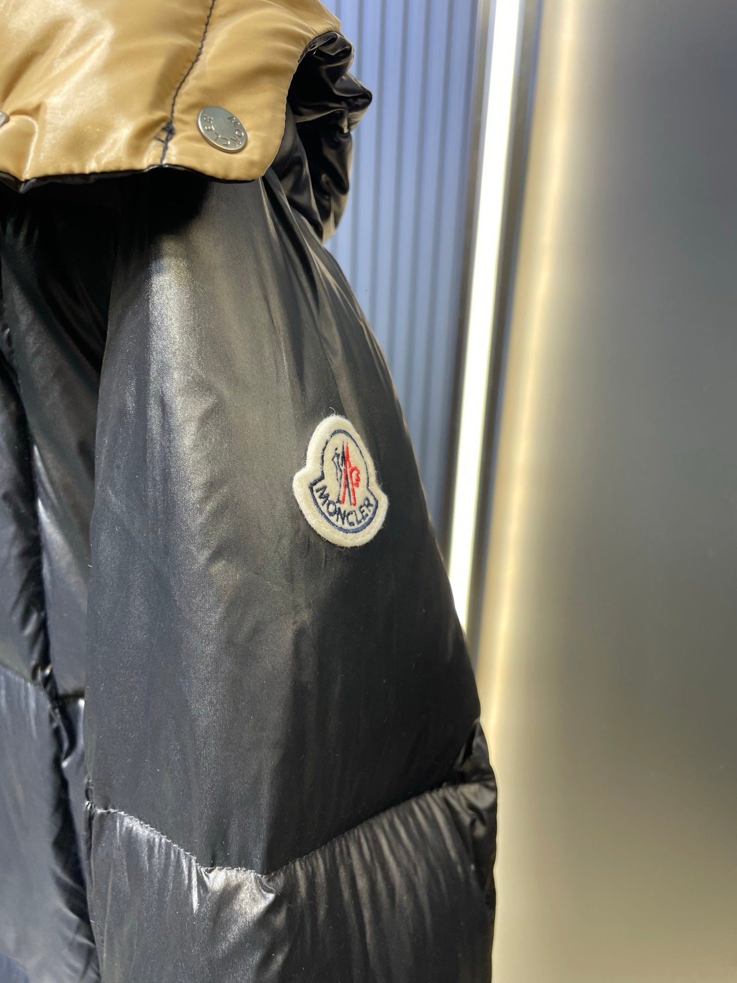 Moncler Kastüyü Mont