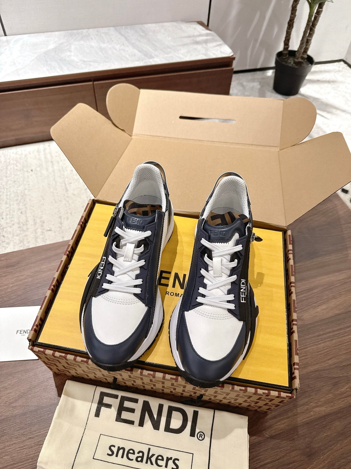 Fendi Sneaker