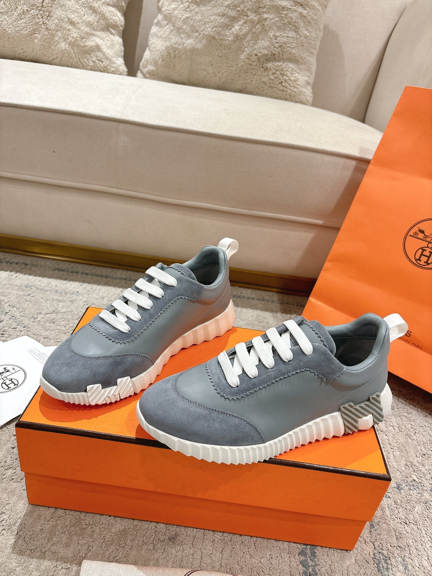 Hermes Sneaker