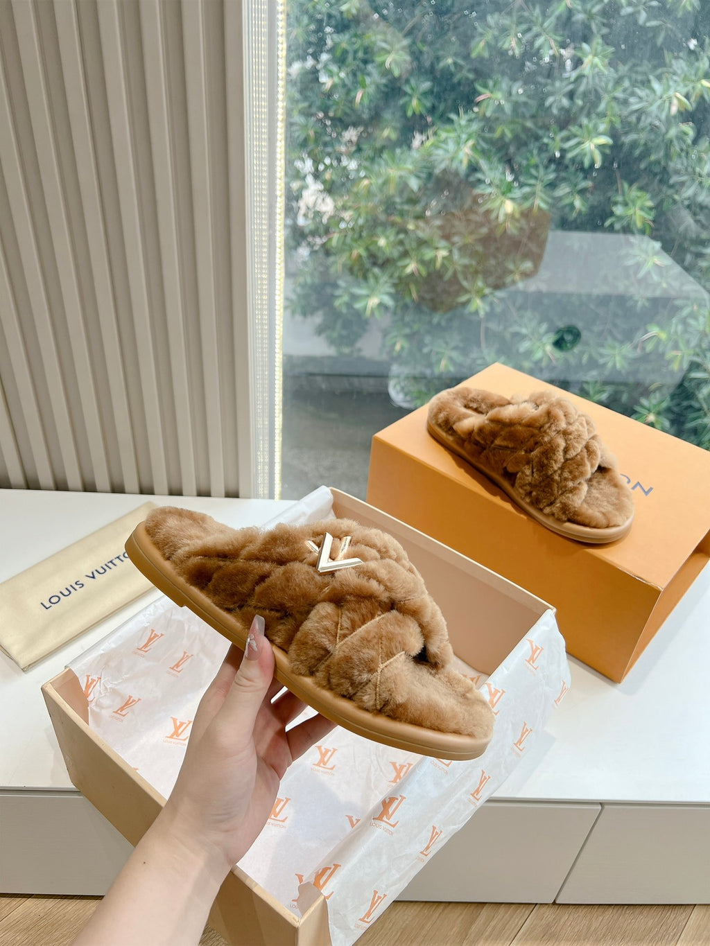 Louis Vuitton Slipper