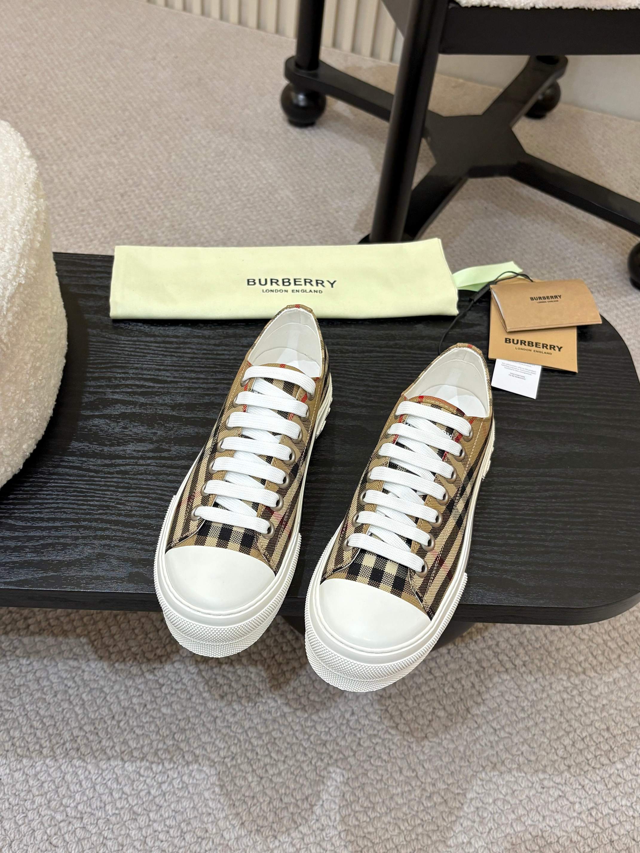 Burberry Sneaker