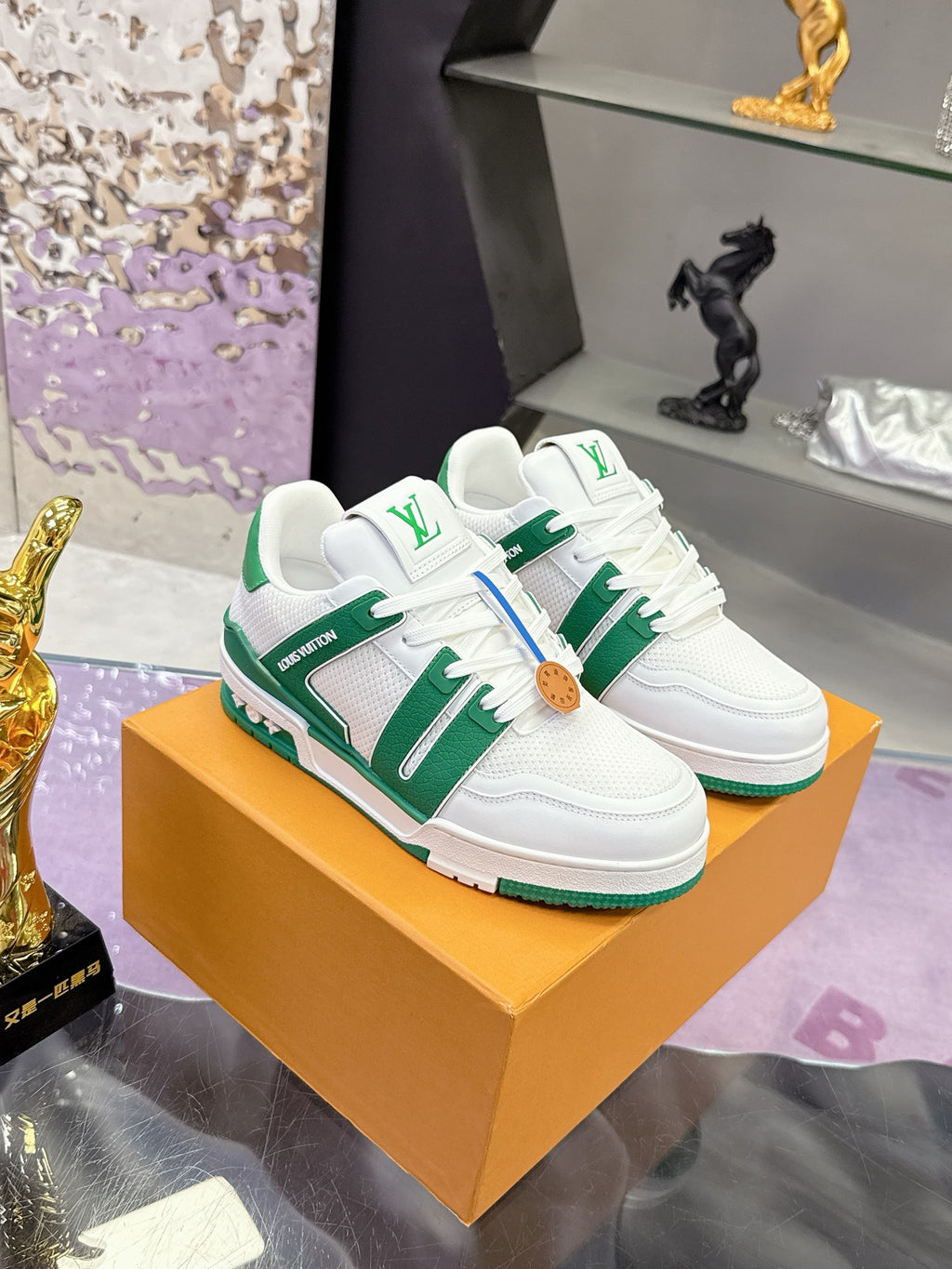 Louis Vuitton Sneaker