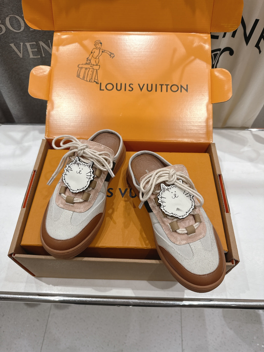 Louis Vuitton Sneaker