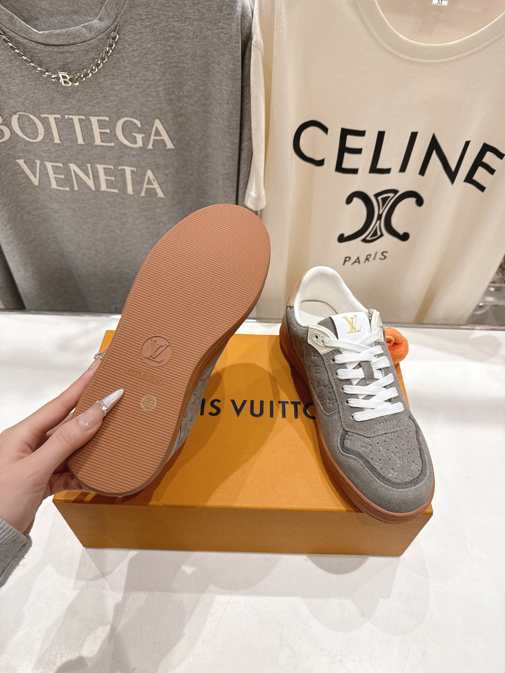 Louis Vuitton Sneaker