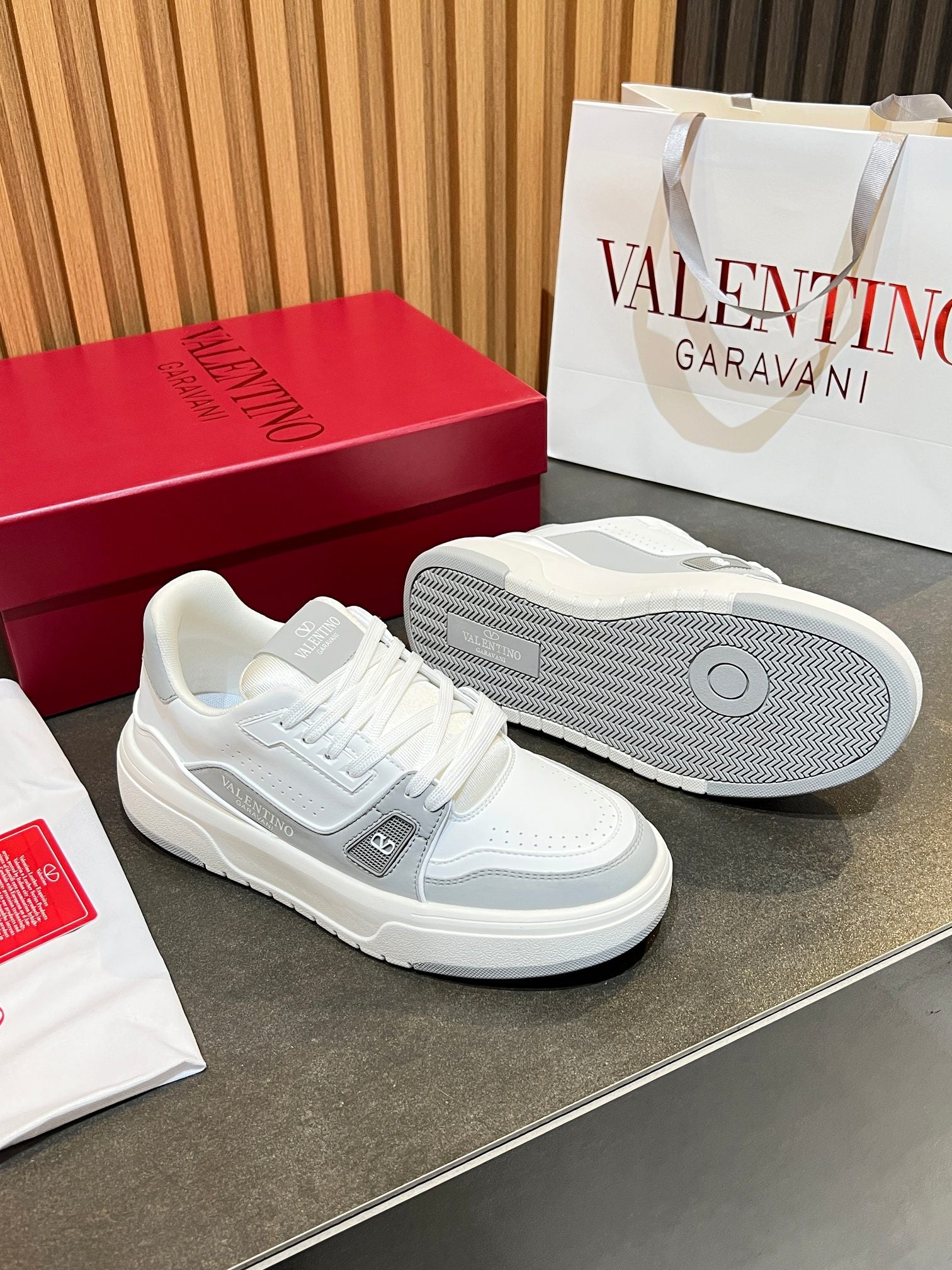 Valentino Sneaker