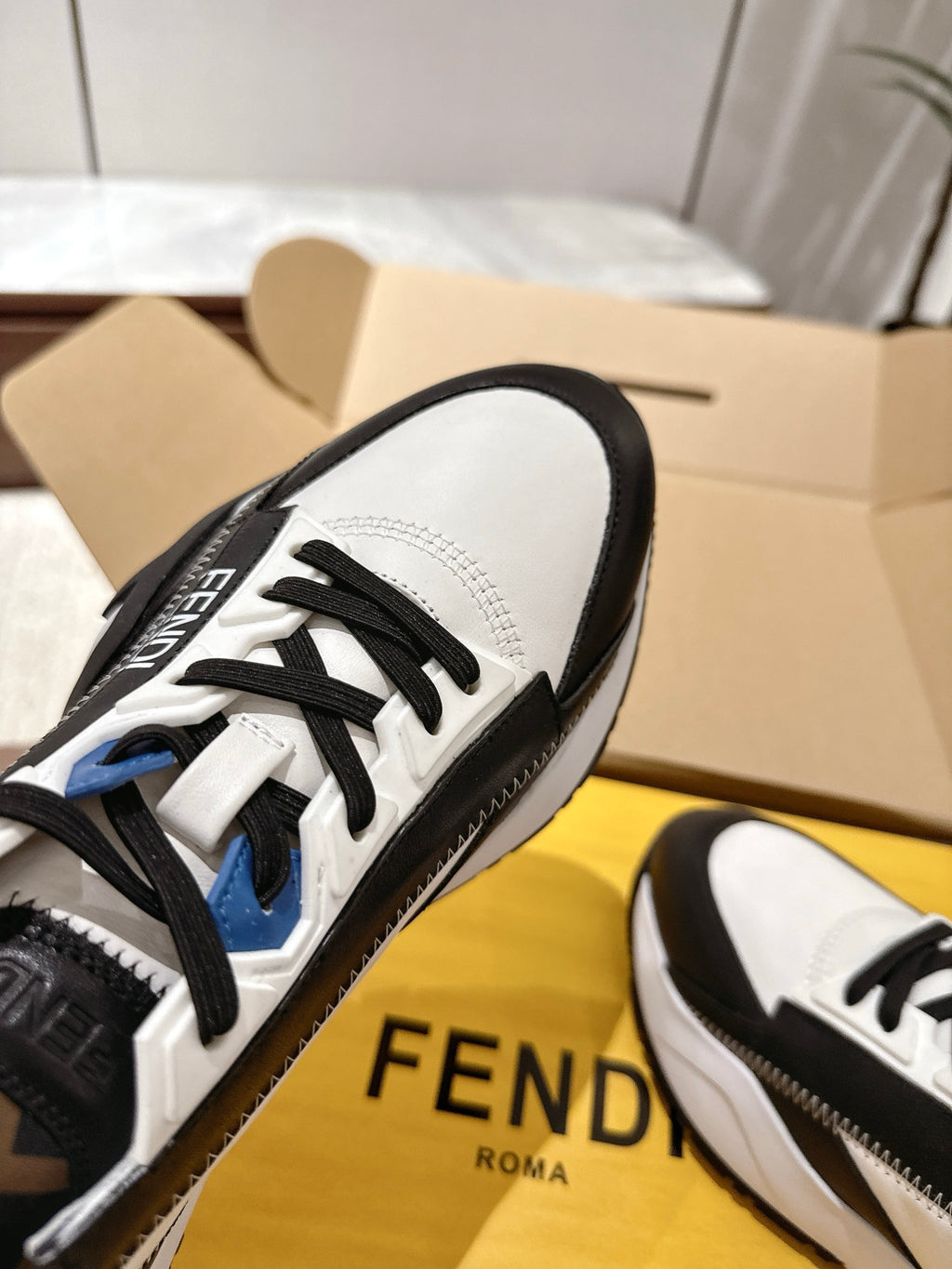Fendi Sneaker