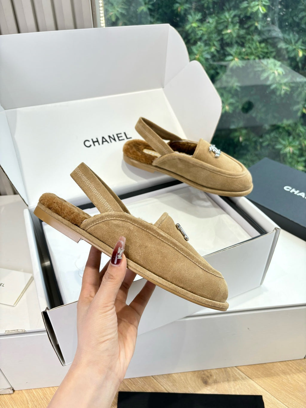 Chanel Slipper