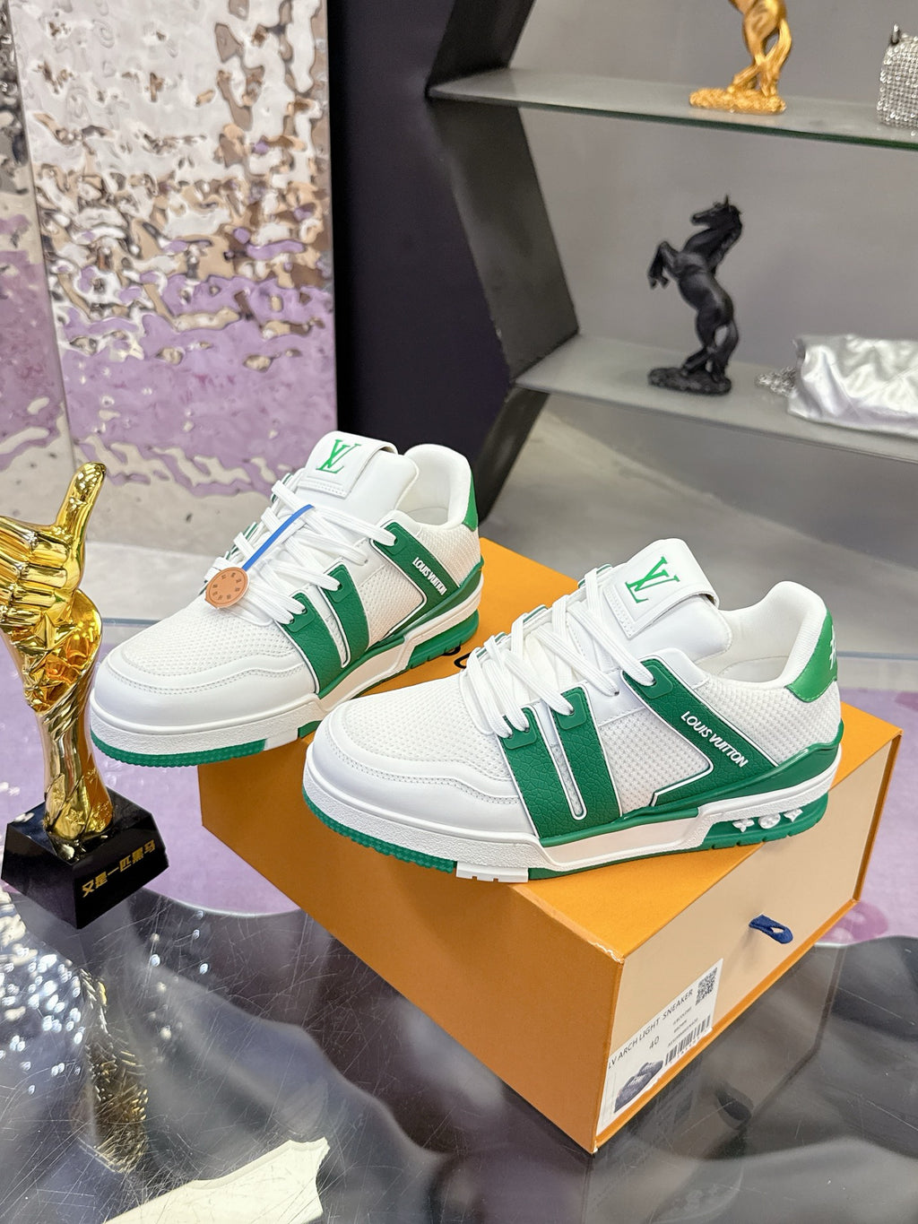 Louis Vuitton Sneaker