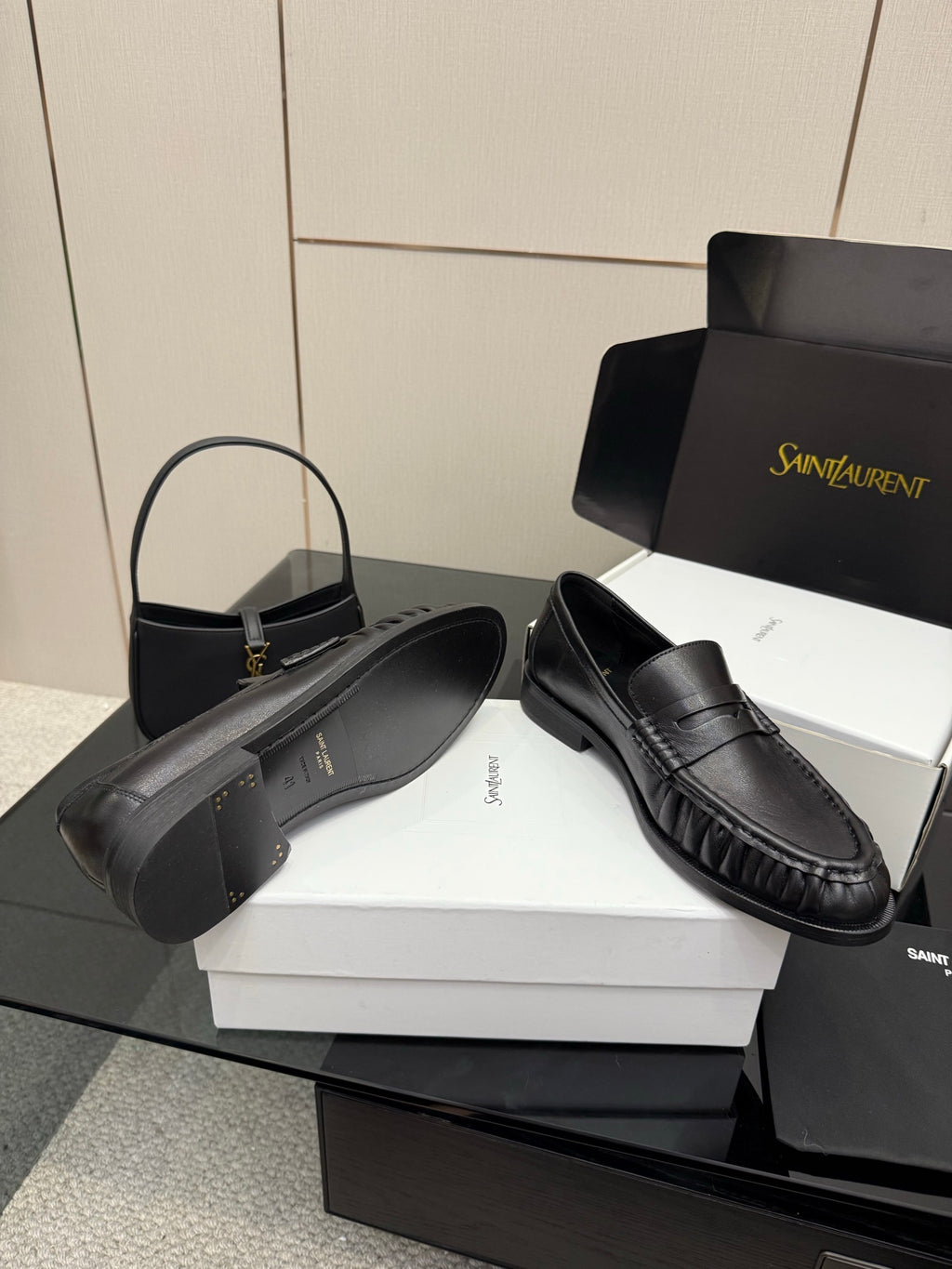 Yves Saint Laurent Loafer