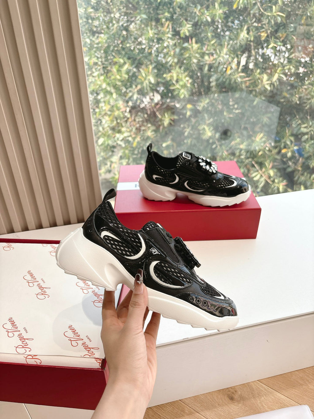 Roger Vivier Sneaker