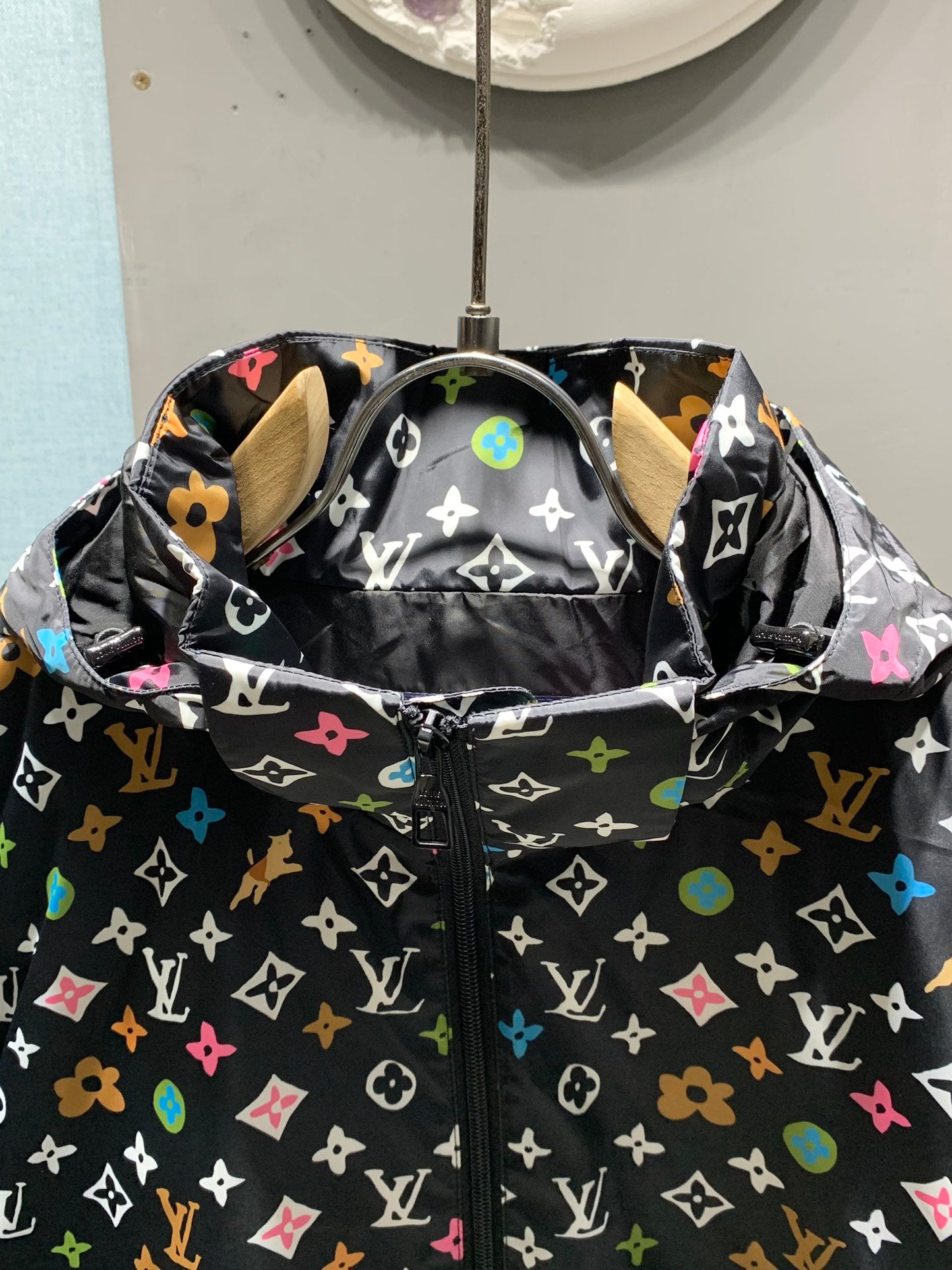 Louis Vuitton İnce Mont