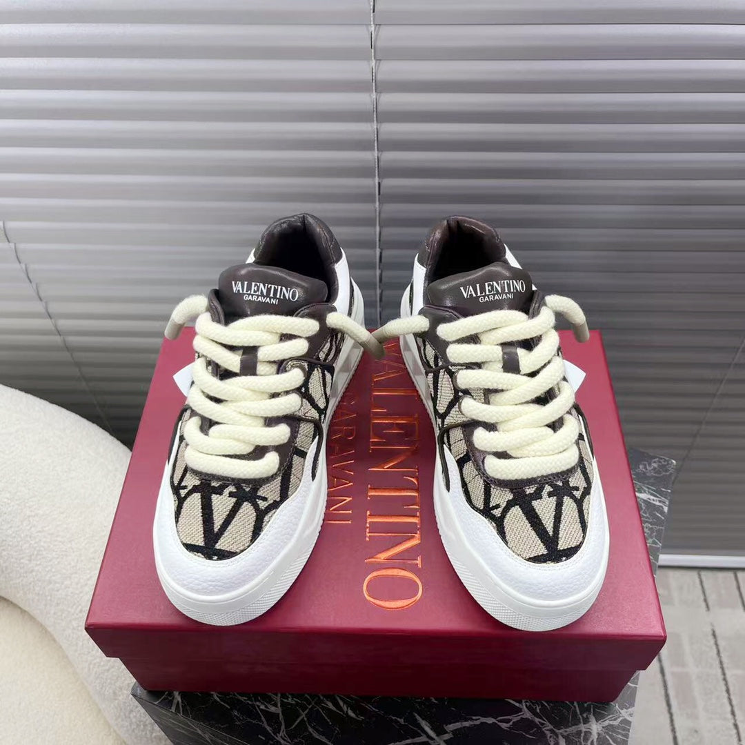 Valentino Sneaker