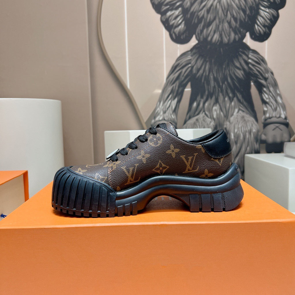 Louis Vuitton Sneaker