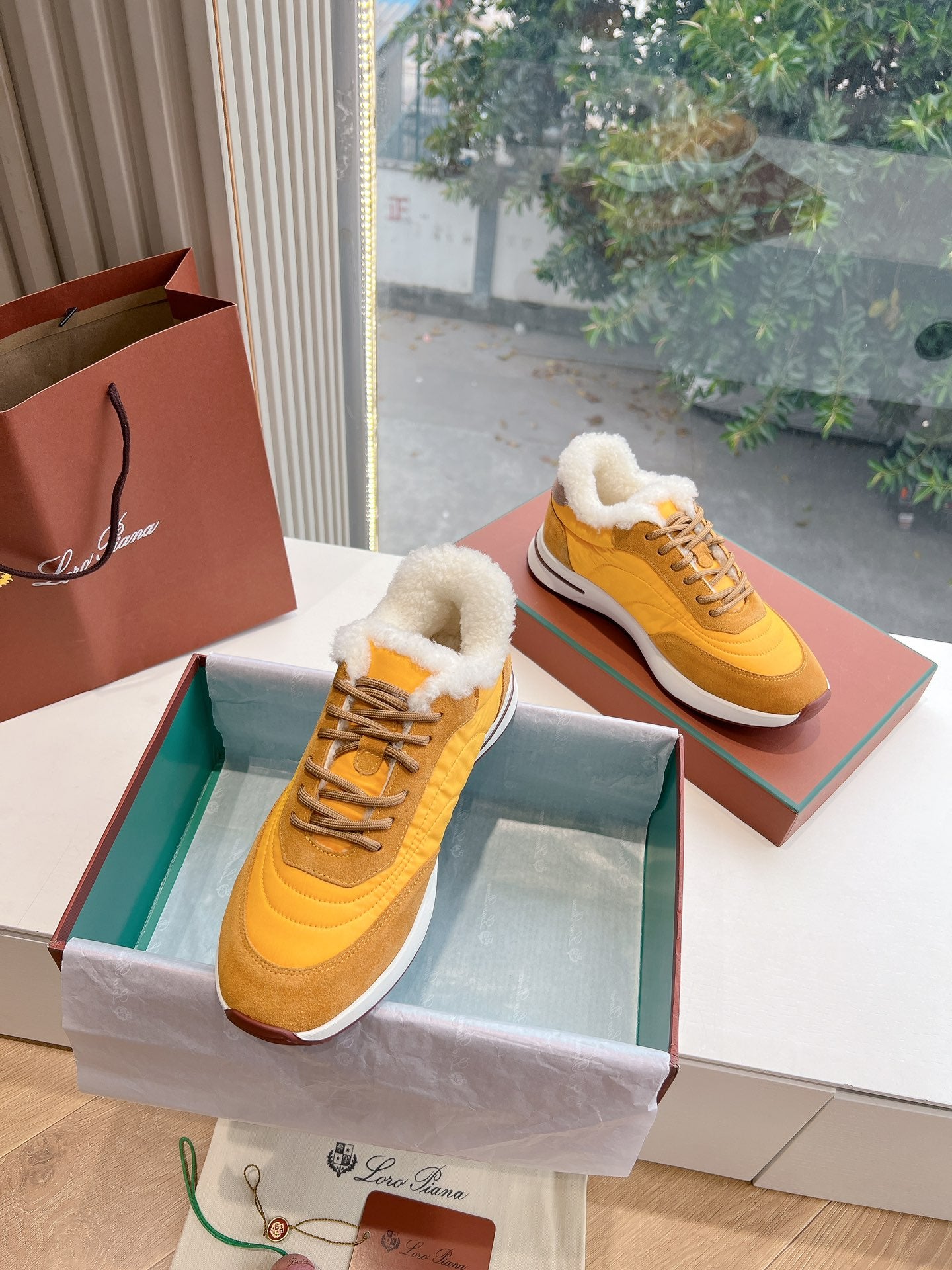 Loro Piana Sneaker