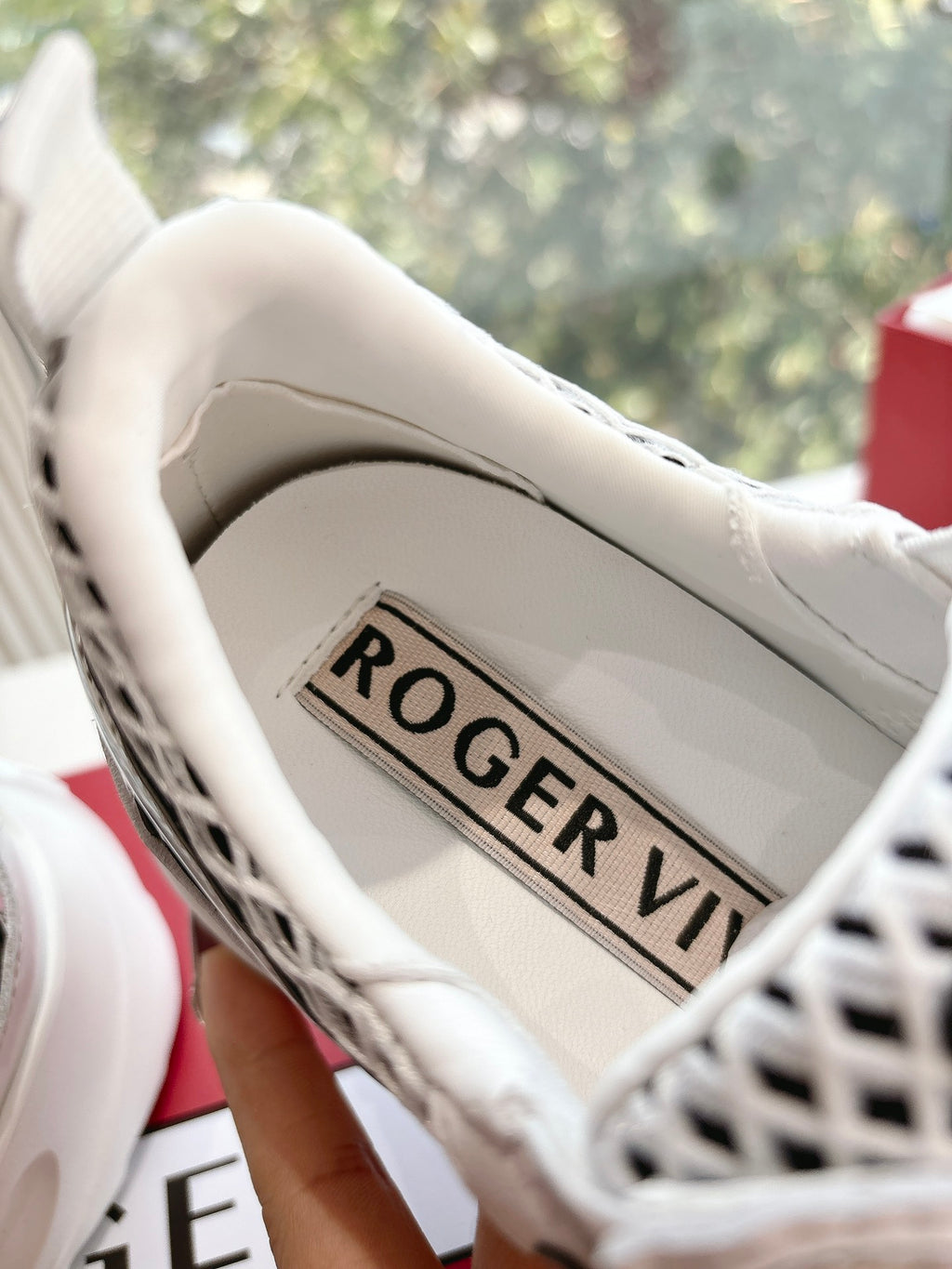 Roger Vivier Sneaker
