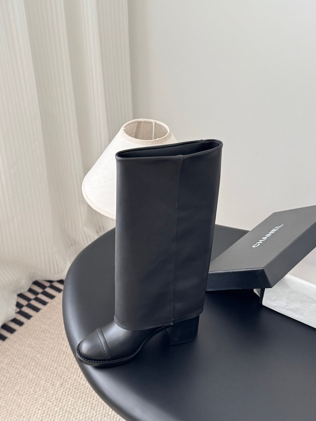 Chanel Çizme