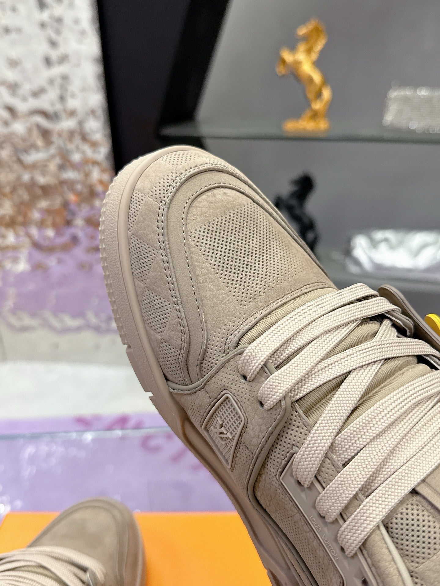Louis Vuitton Sneaker