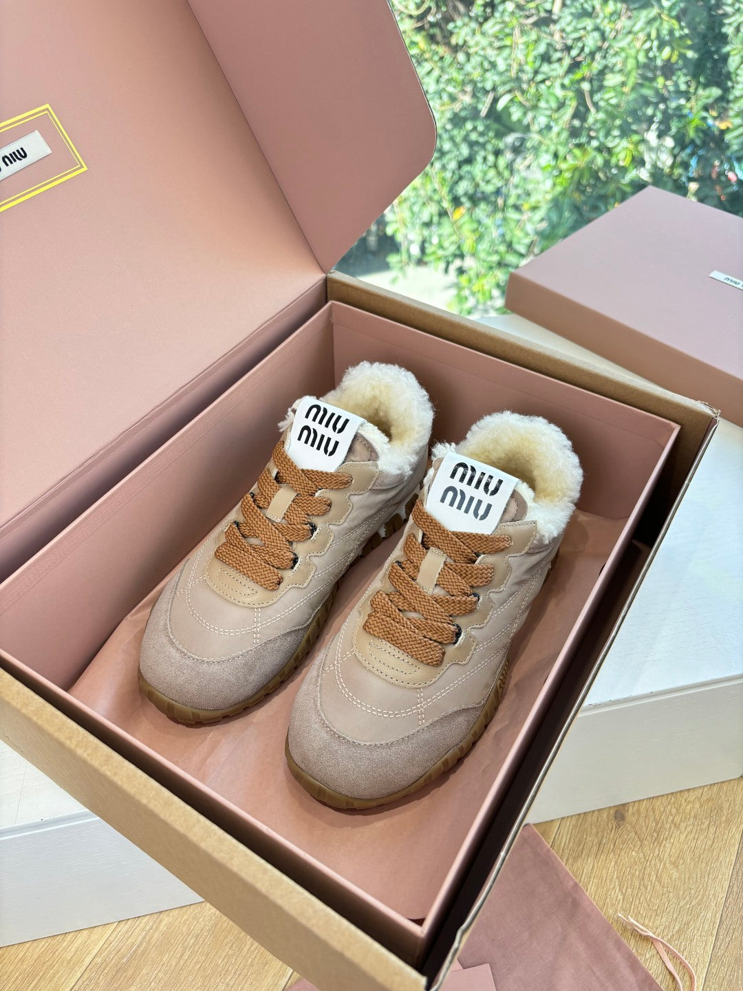 Miu Miu Sneaker