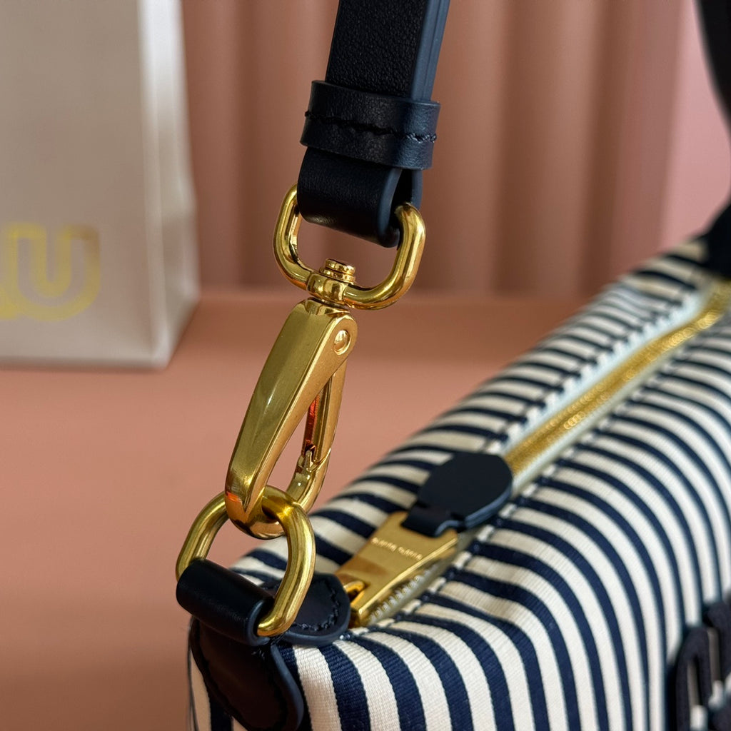 Miu miu bag