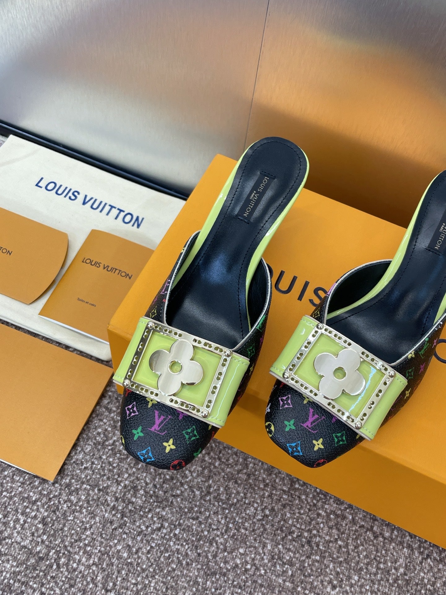 Louis Vuitton Topuklu