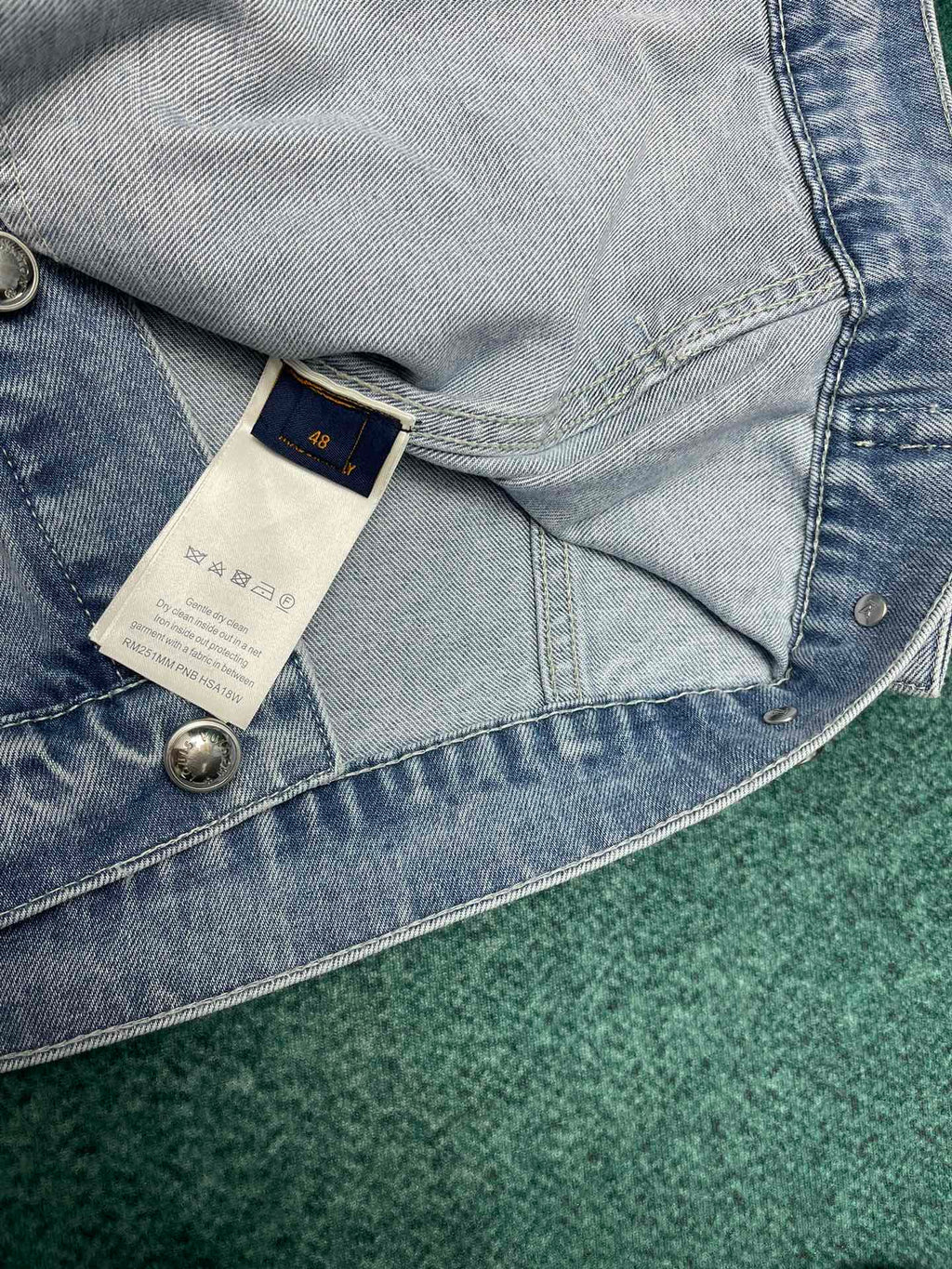 Louis Vuitton Kot Mont