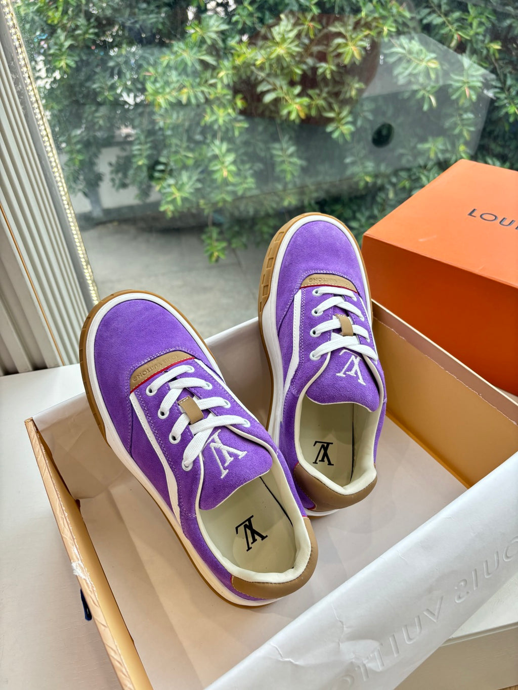 Louis Vuitton Sneaker