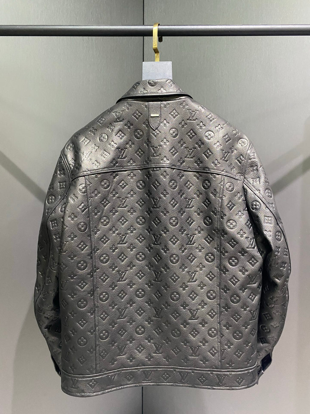 Louis Vuitton Deri Mont