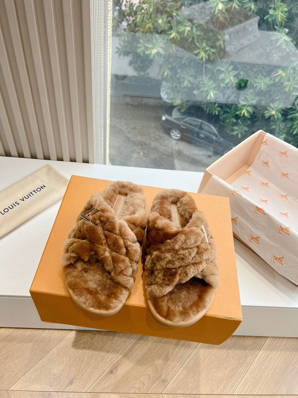 Louis Vuitton Slipper