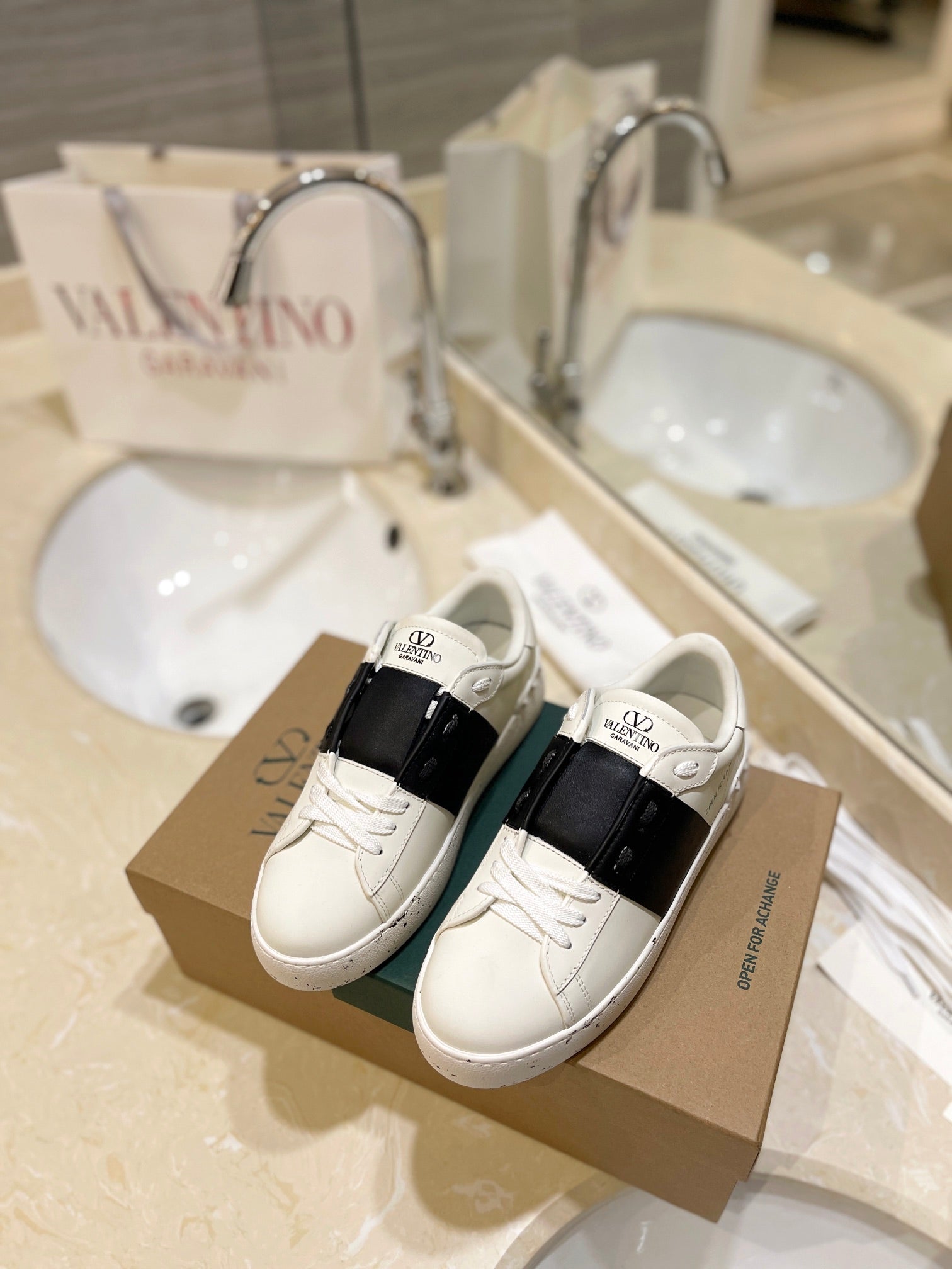 Valentino Sneaker