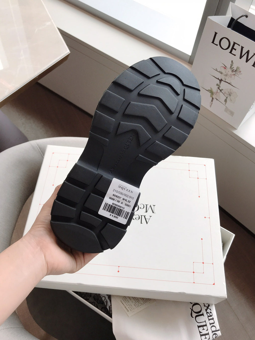 Alexander McQueen Bot