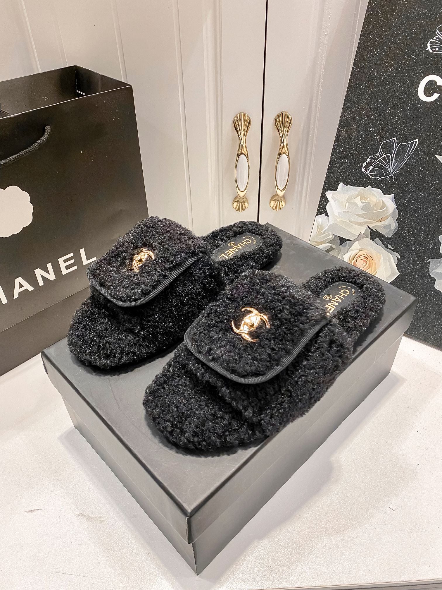 Chanel Slipper