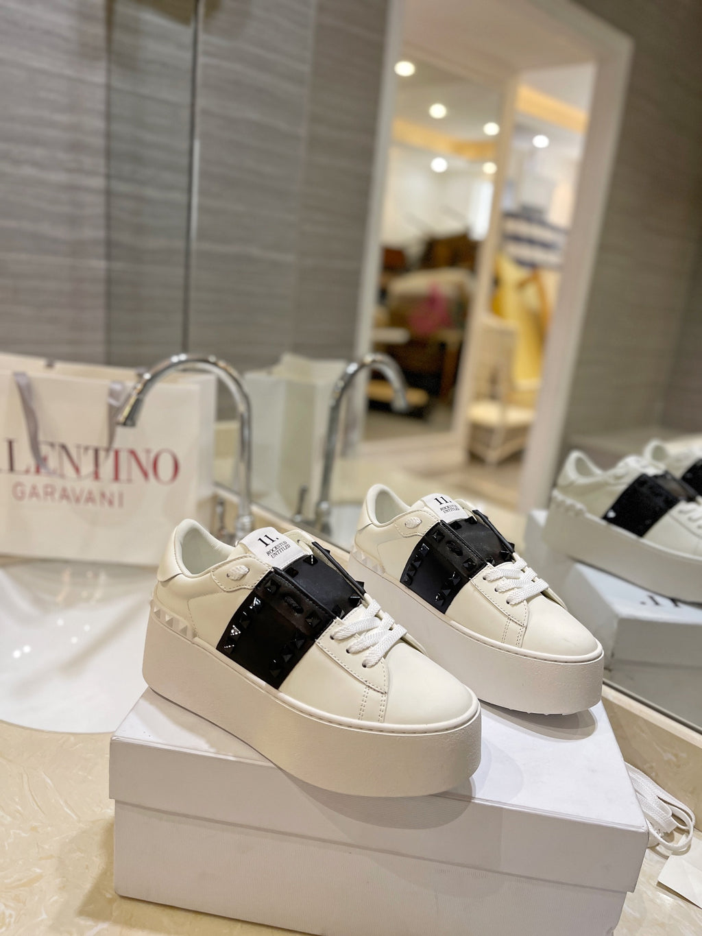 Valentino Sneaker