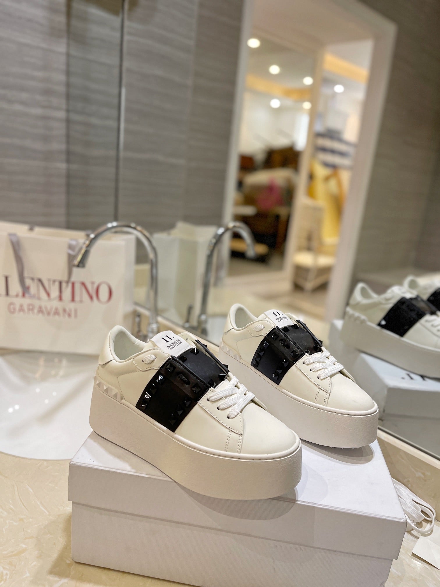 Valentino Sneaker