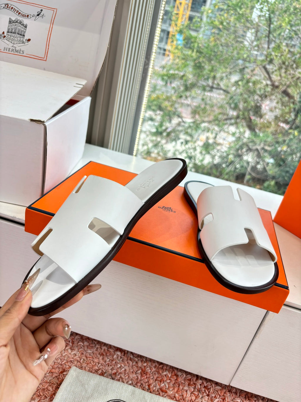 Hermes Slipper