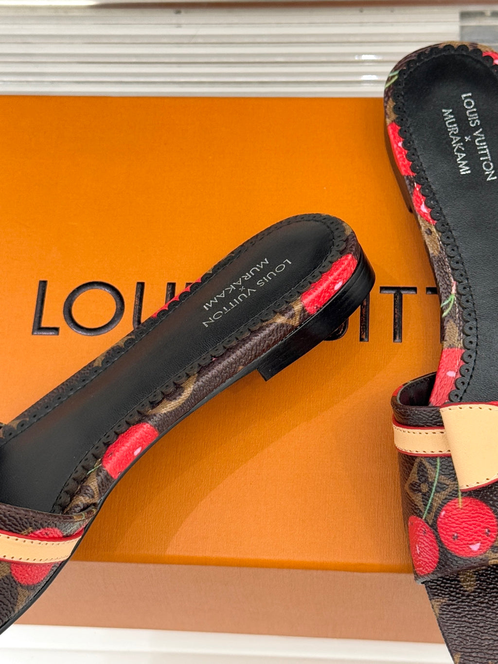 Louis Vuitton Slipper