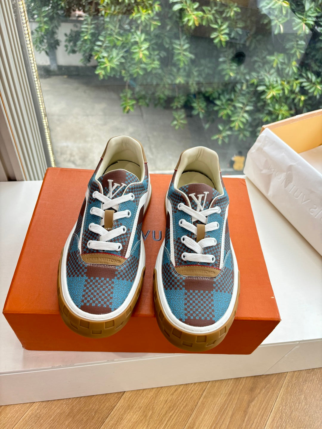 Louis Vuitton Sneaker