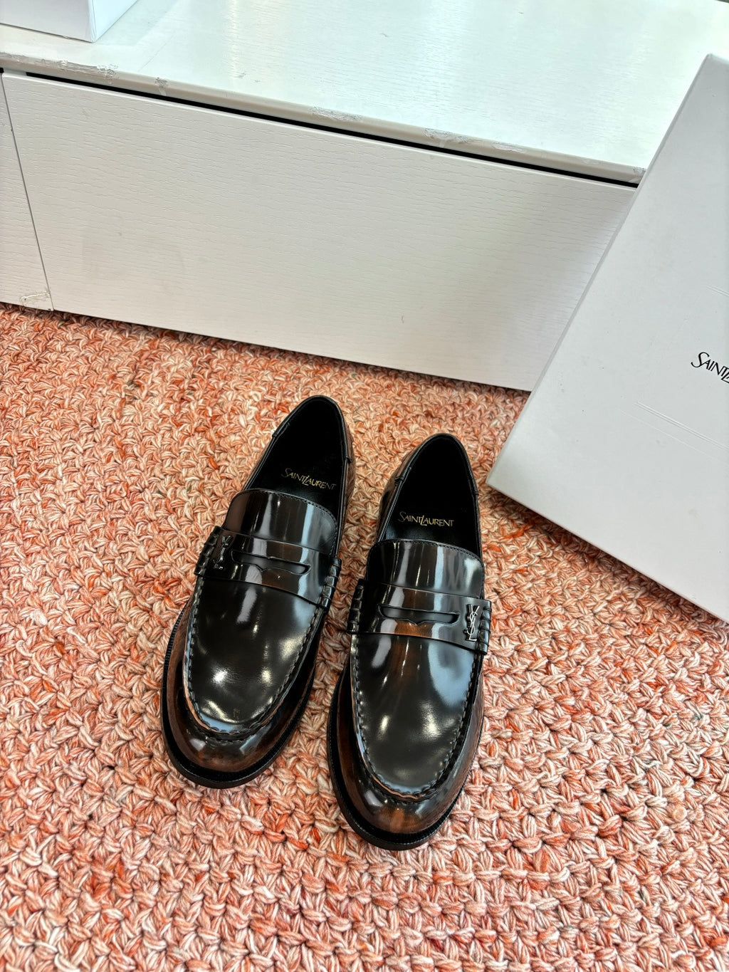 Yves Saint Laurent Loafer