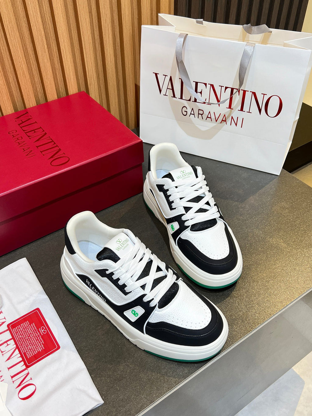 Valentino Sneaker