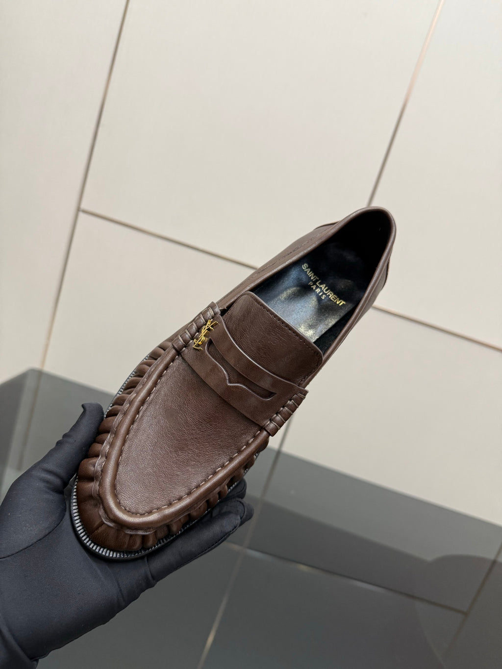 Yves Saint Laurent Loafer