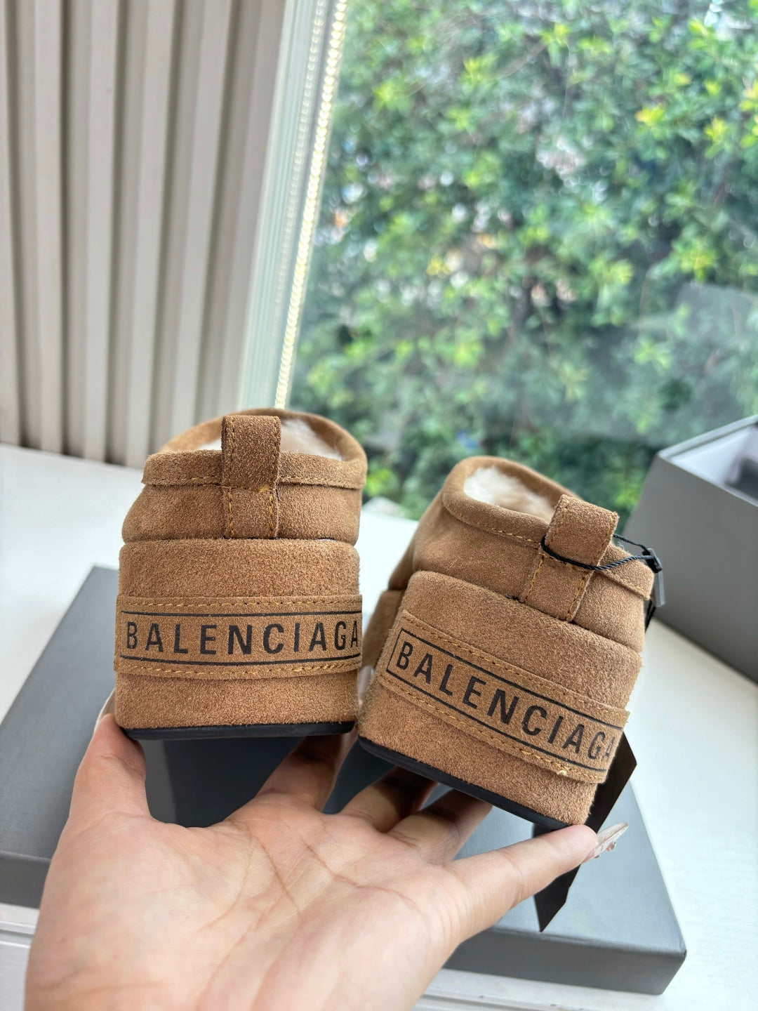 Balenciaga Slipper