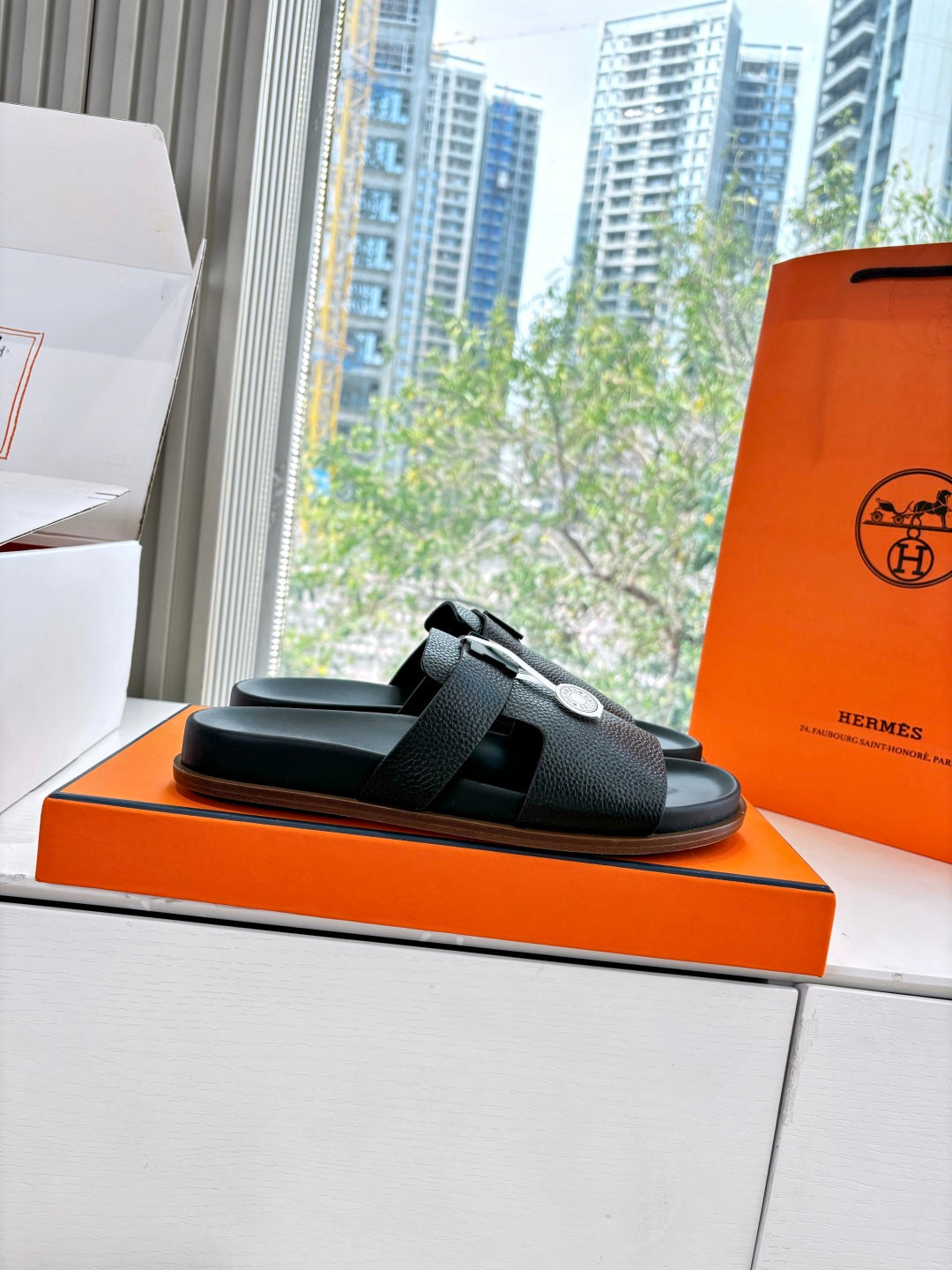 Hermes Slipper