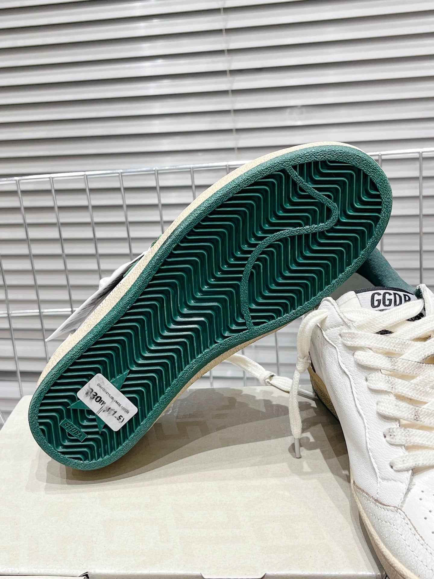 Golden Goose Ballstar